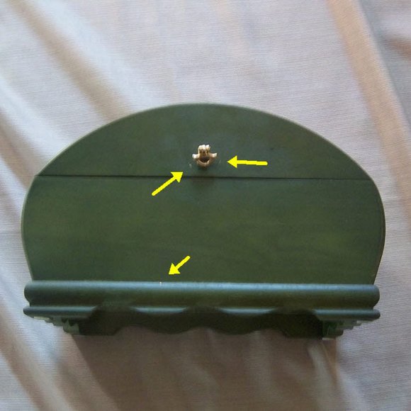 Green Wooden Jewely Box - Picture 5 of 7